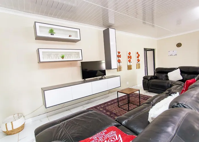 Hotel: The Hide On Kilburn